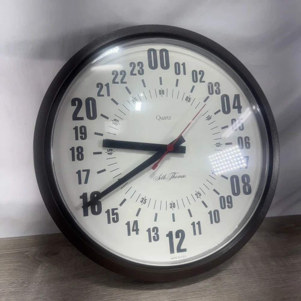 SETH THOMAS 24HR Military Time Wall Clock Model 0708  1-AA Battery 1984